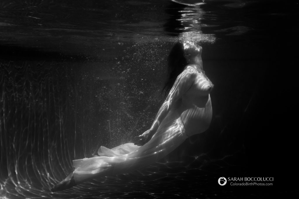 Denver, Colorado Underwater maternity photography, Mermaid