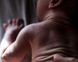 Denver, Colorado newborn photographer, newborn wrinkly skn