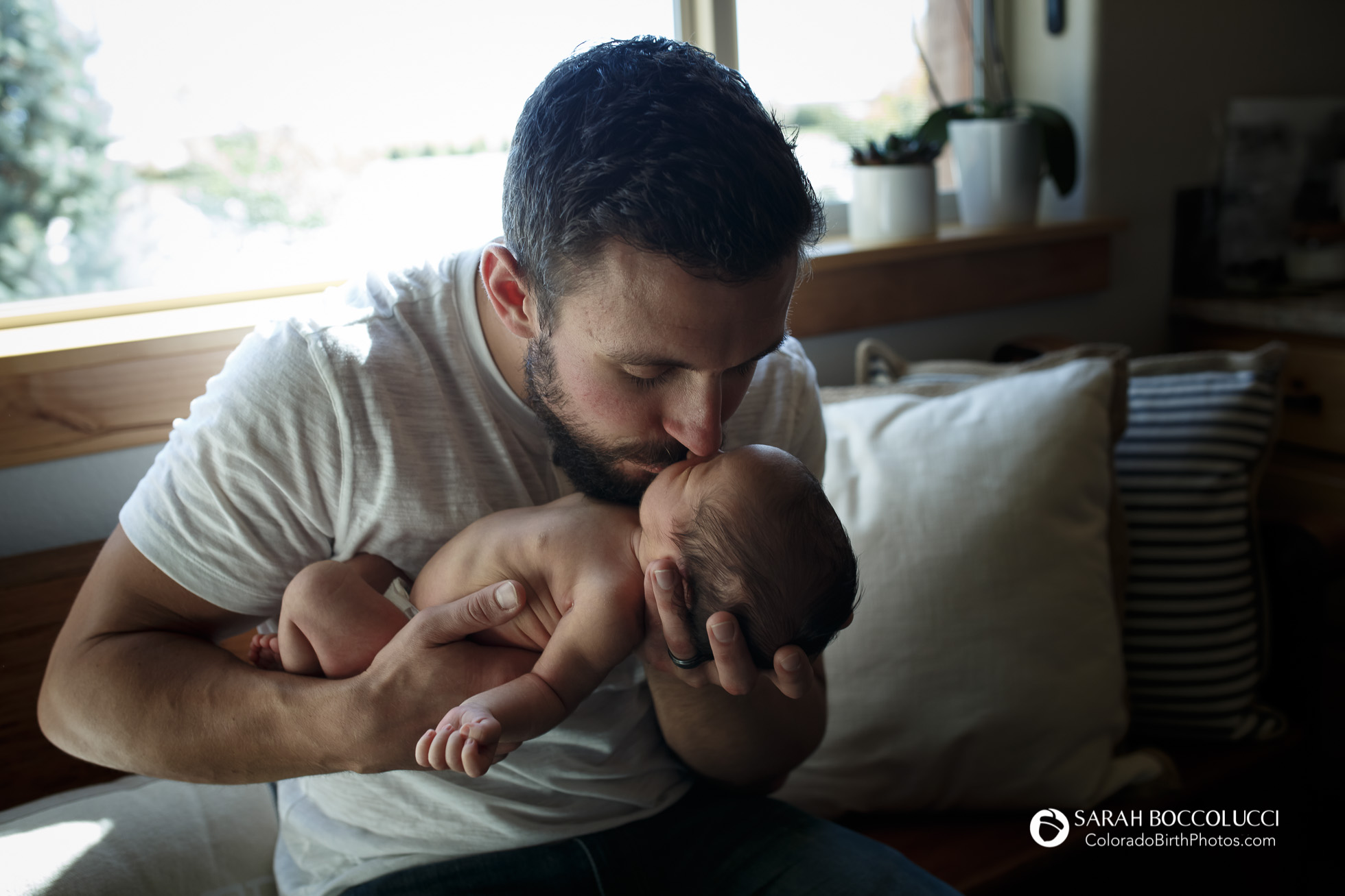 Best-Windsor-Colorado-Newborn-Photographer-Dad-and-baby